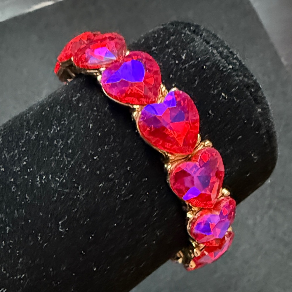 Heart-Shaped Red Crystal Bracelet